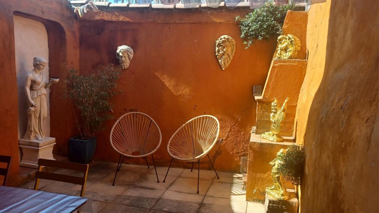 Maison De Charme Avec Cour, Proche Rue Des Teinturiers Avignon Luaran gambar